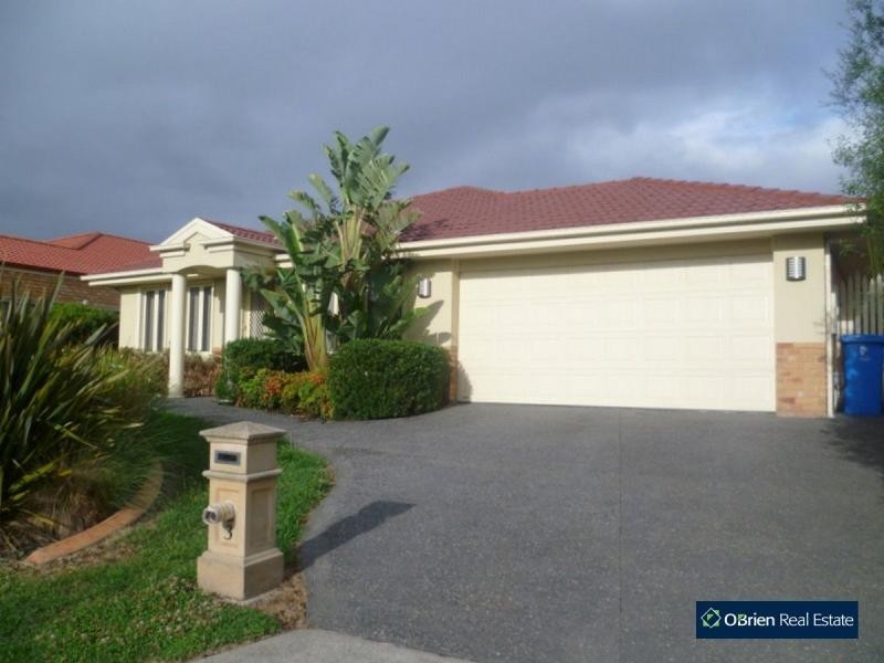 3 Wearingford Place, Narre Warren South VIC 3805