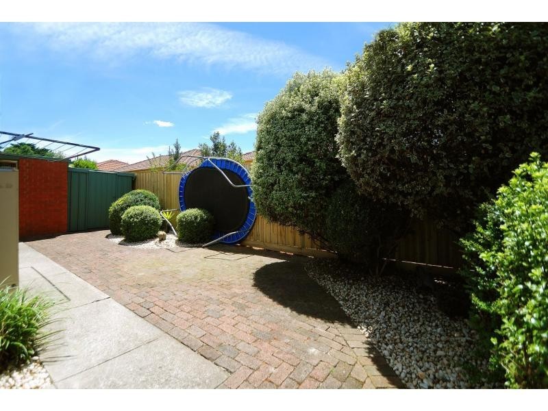 Unit 4/60-64 Woods Street, Beaconsfield VIC 3807