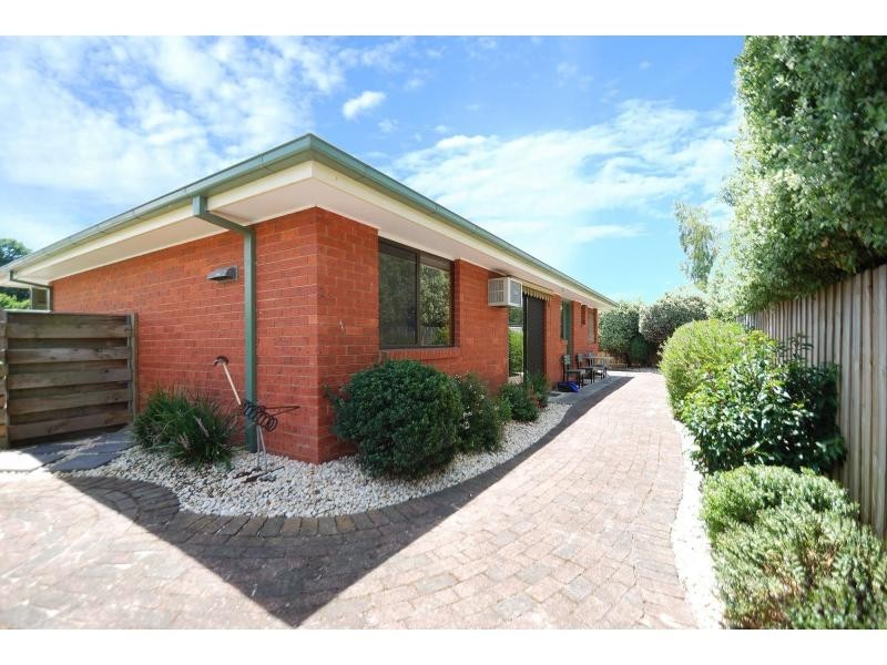 Unit 4/60-64 Woods Street, Beaconsfield VIC 3807