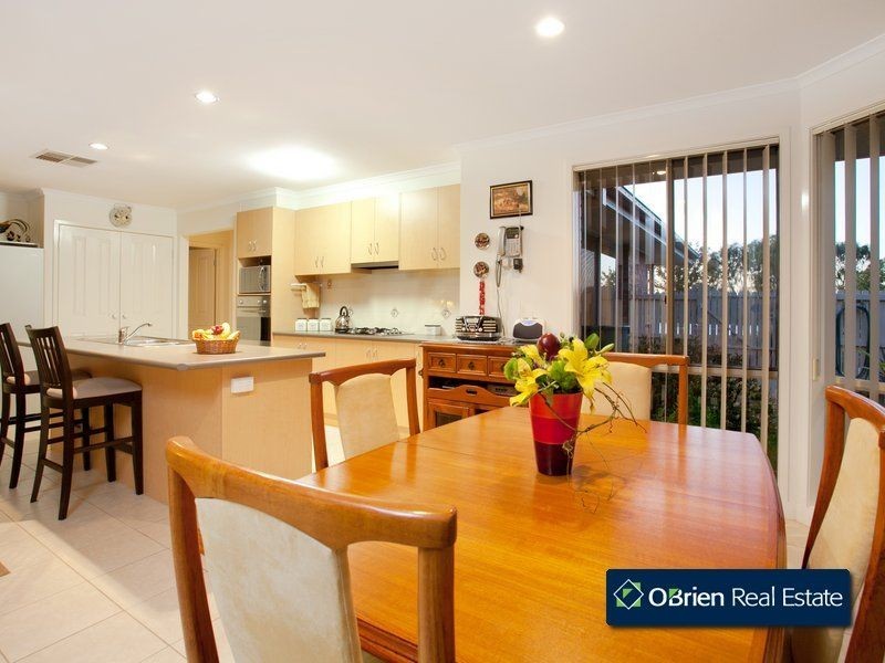 38 Moondarra Drive, Berwick VIC 3806