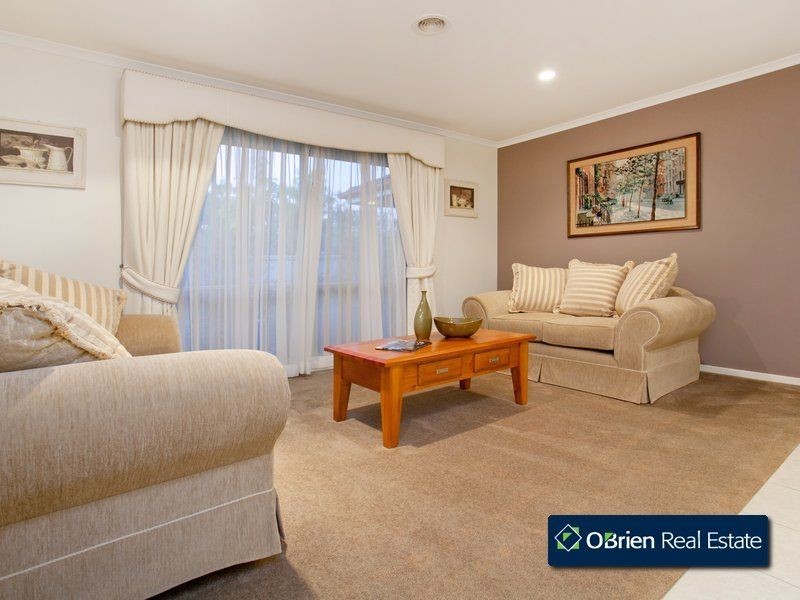 38 Moondarra Drive, Berwick VIC 3806