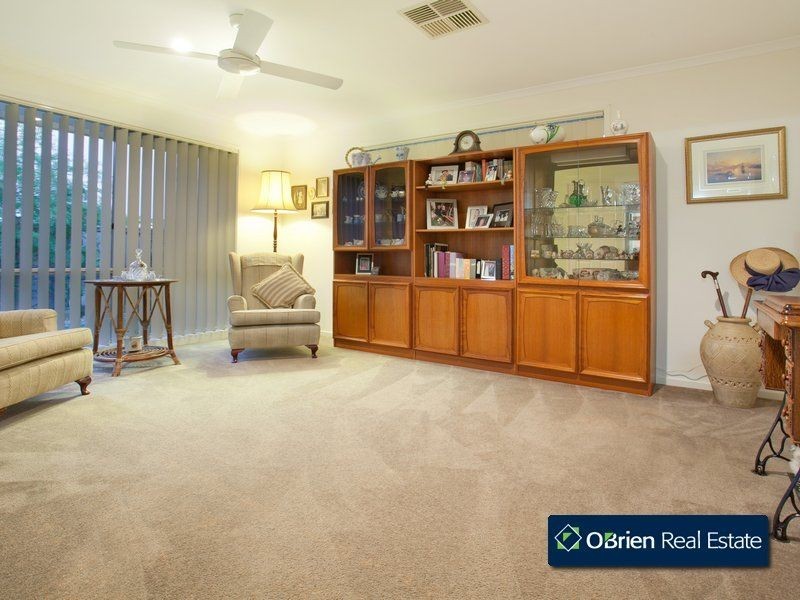 38 Moondarra Drive, Berwick VIC 3806