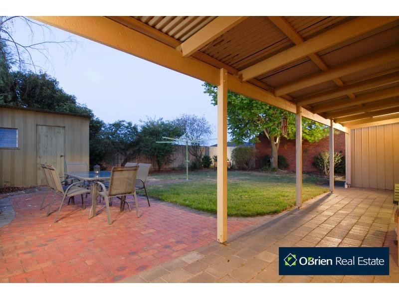 60 Blackwood Drive, Narre Warren VIC 3805