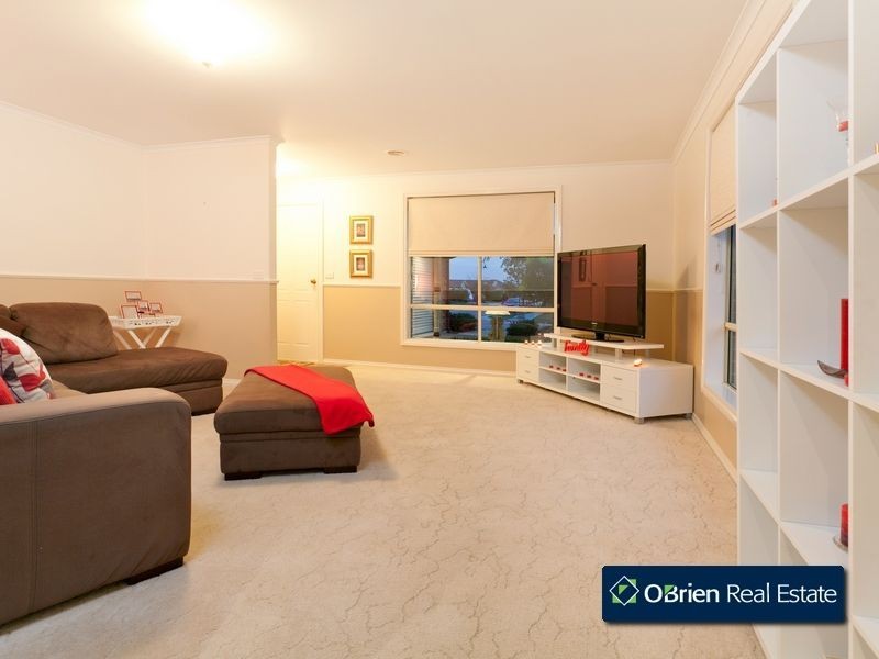 21 Freeman Drive, Pakenham VIC 3810