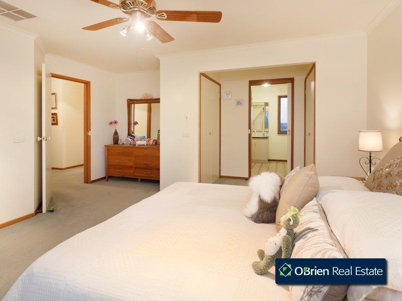 2 Freda Court, Narre Warren VIC 3805