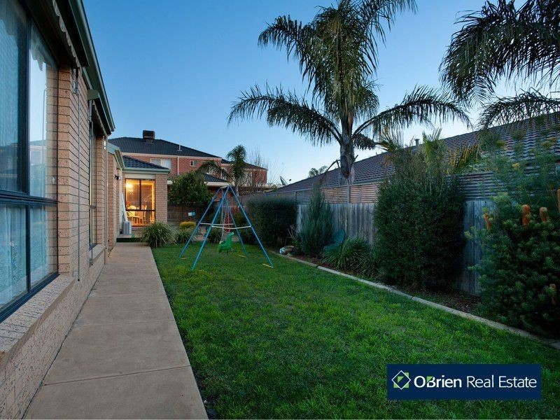1 Pimento Close, Narre Warren South VIC 3805