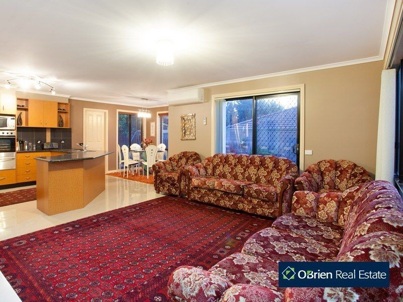 1 Pimento Close, Narre Warren South VIC 3805