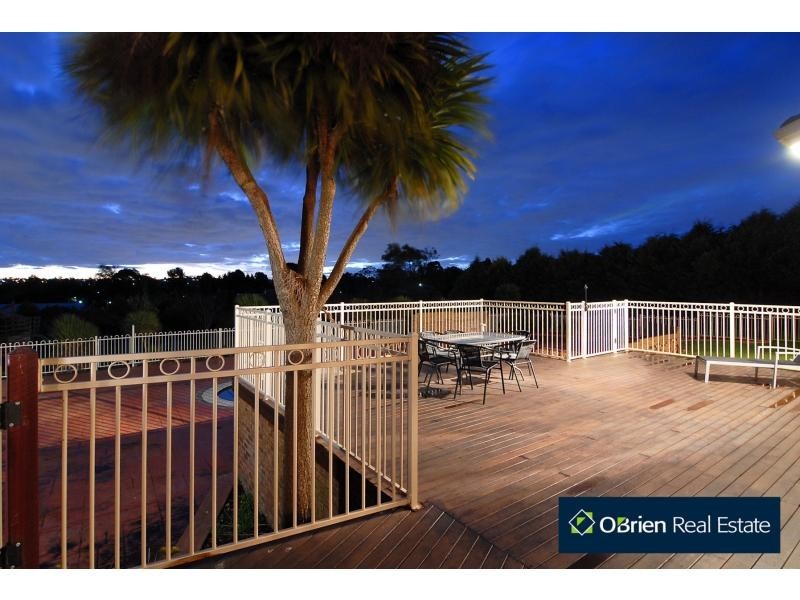 33-35 Fontaine Terrace, Narre Warren North VIC 3804