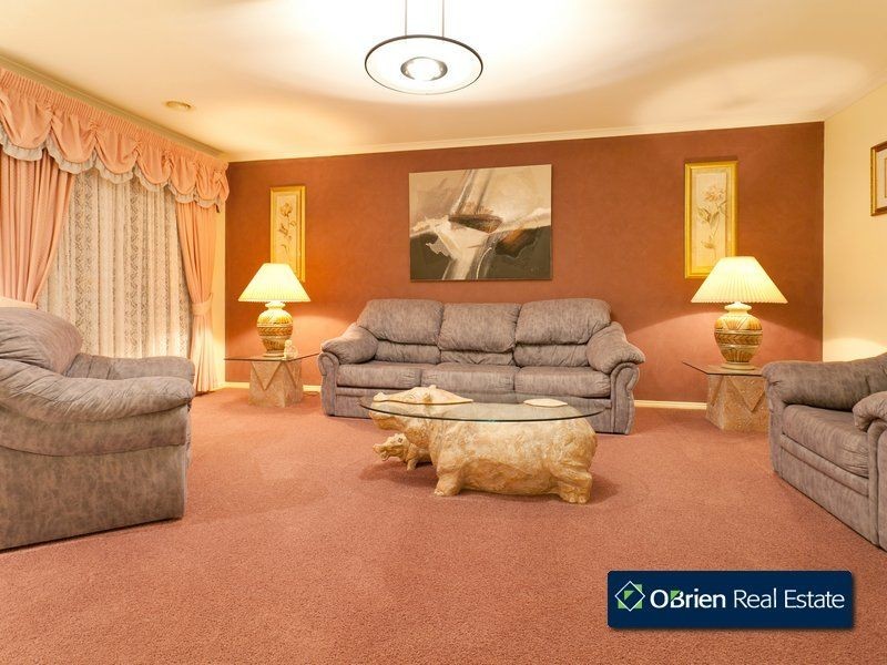 12 Clarinda Drive, Narre Warren VIC 3805