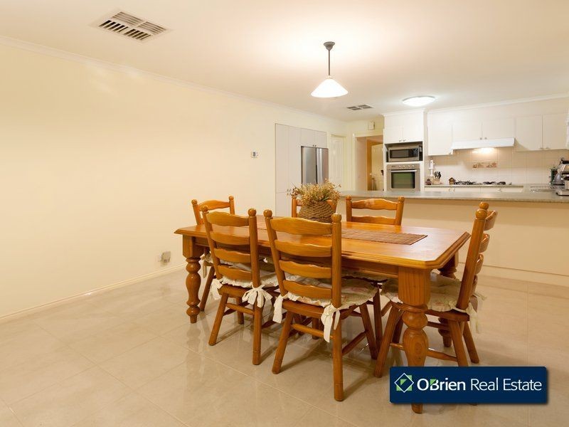 12 Clarinda Drive, Narre Warren VIC 3805