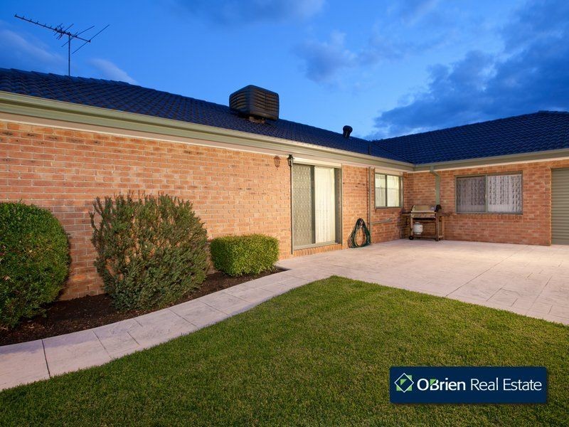 12 Clarinda Drive, Narre Warren VIC 3805
