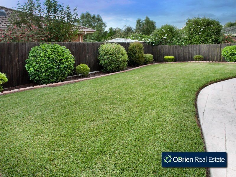 12 Clarinda Drive, Narre Warren VIC 3805
