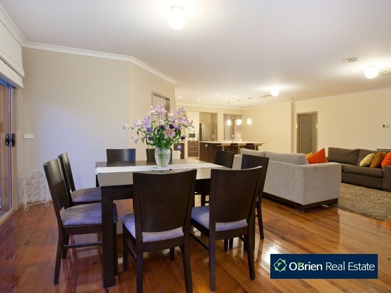 99 Marisa Crescent, Berwick VIC 3806