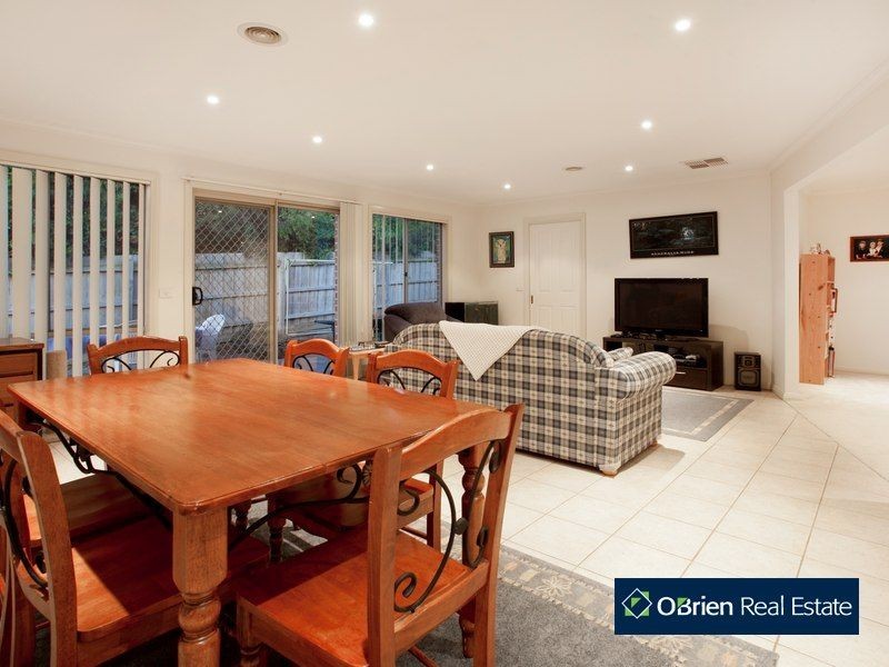 14 Turella Close, Berwick VIC 3806