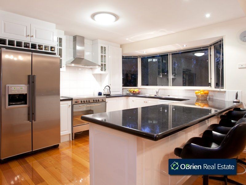 9 The Oval, Berwick VIC 3806