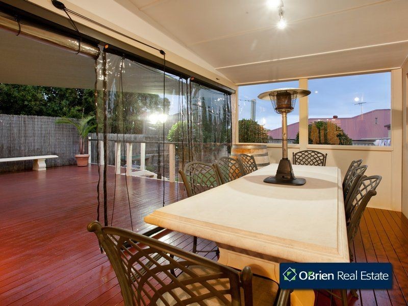 9 The Oval, Berwick VIC 3806