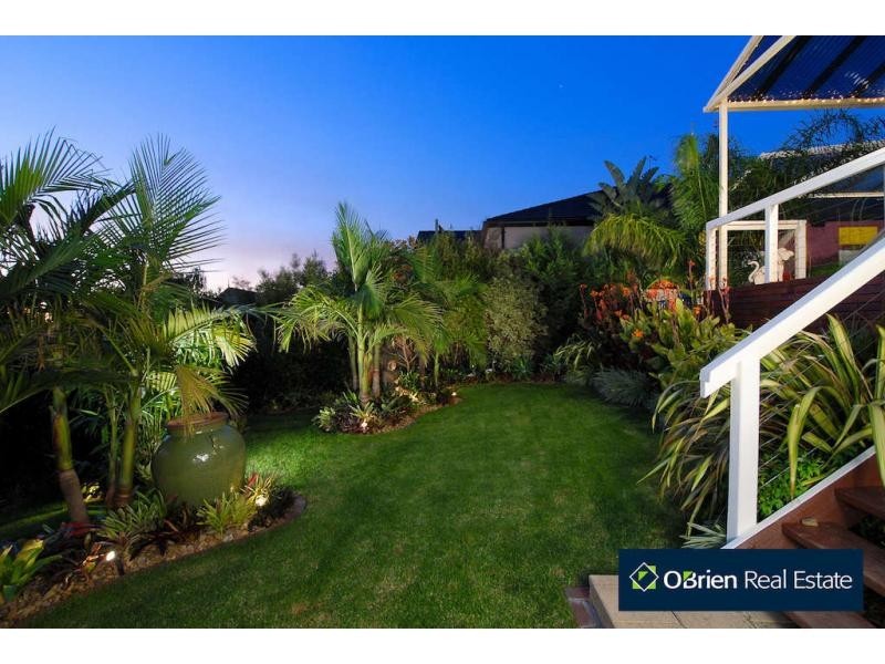 40 Montbrae Circuit, Narre Warren North VIC 3804