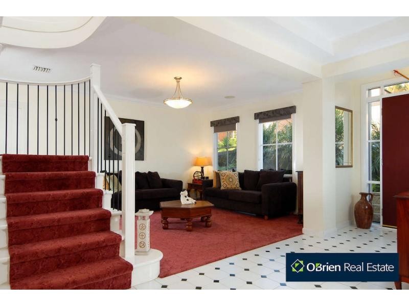 40 Montbrae Circuit, Narre Warren North VIC 3804