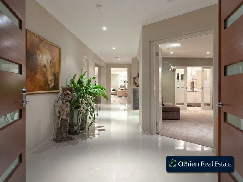 36 Marsh Grove, Berwick VIC 3806