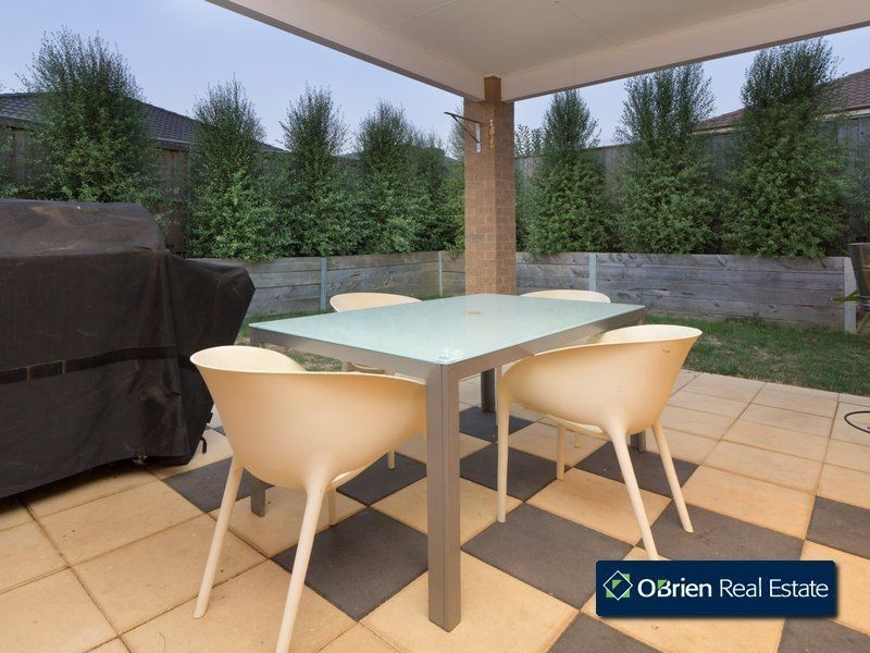 92 Grices Road, Berwick VIC 3806