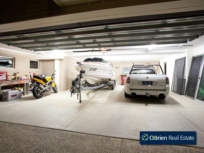 1 Ware Place, Berwick VIC 3806