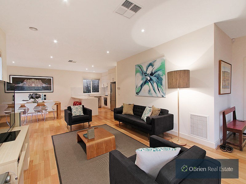 2A Ellen Street, Parkdale VIC 3195