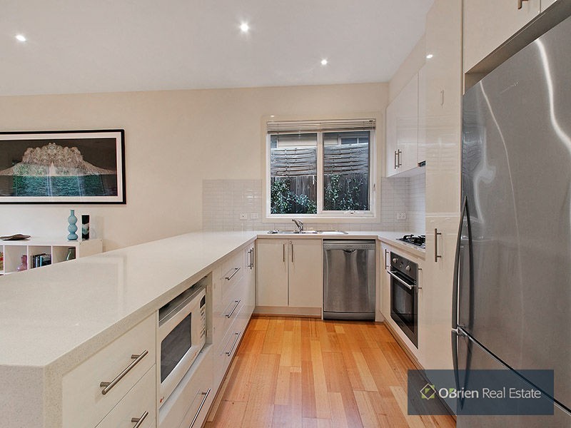 2A Ellen Street, Parkdale VIC 3195