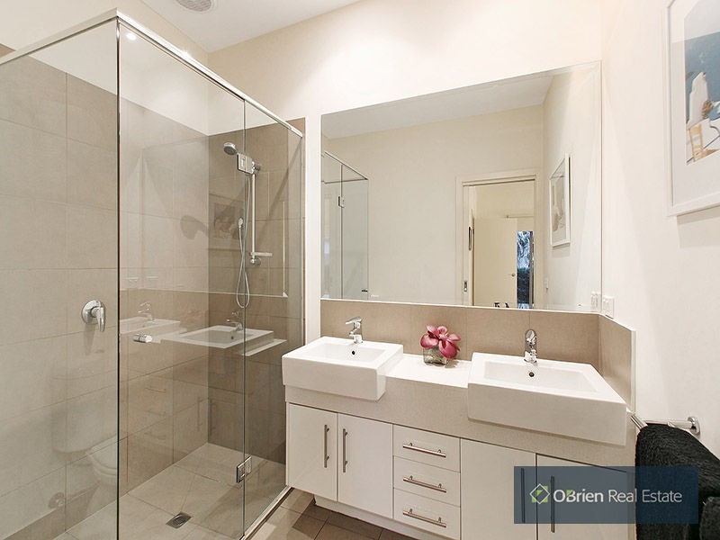 2A Ellen Street, Parkdale VIC 3195