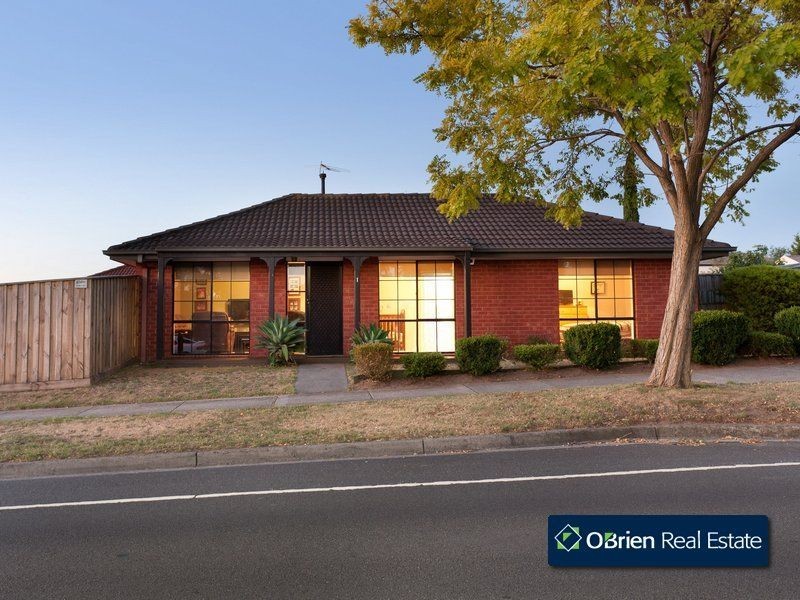 1 Light Horse Crescent, Narre Warren South VIC 3805