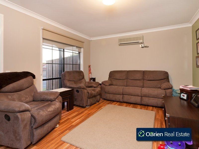 1 Light Horse Crescent, Narre Warren South VIC 3805