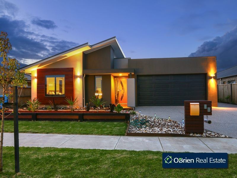 45 Charlbury Crescent, Cranbourne North VIC 3977