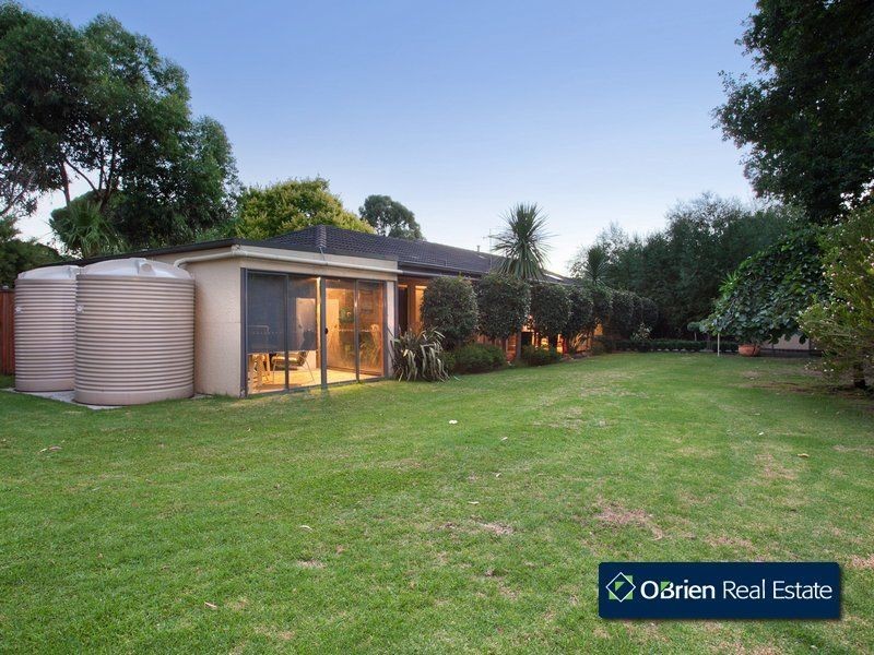 5 Patricia Court, Berwick VIC 3806