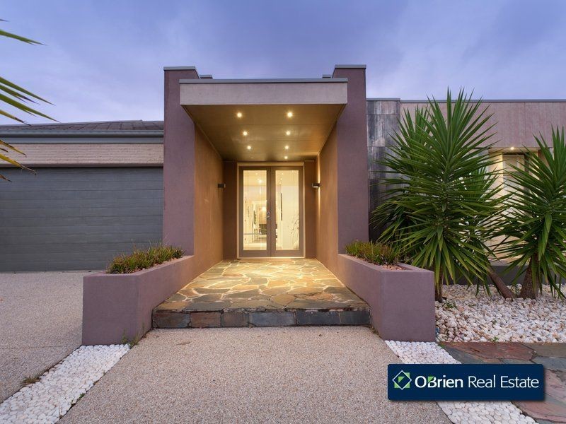 12 Waterbury Street, Cranbourne VIC 3977