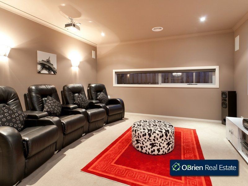 12 Waterbury Street, Cranbourne VIC 3977