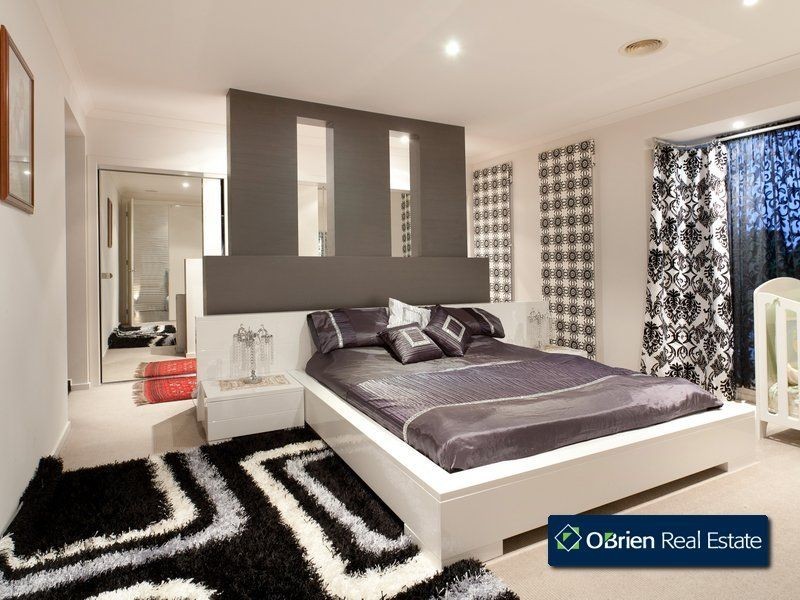 12 Waterbury Street, Cranbourne VIC 3977