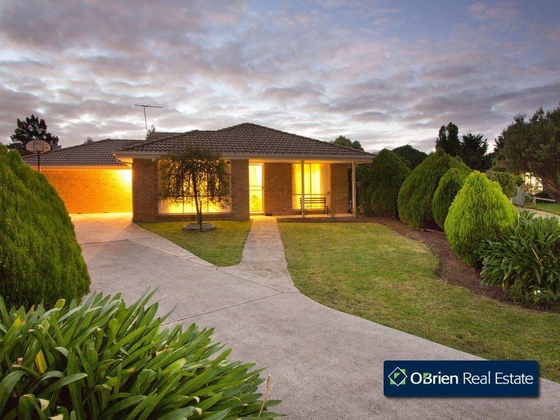36 Ireland Avenue, Narre Warren VIC 3805