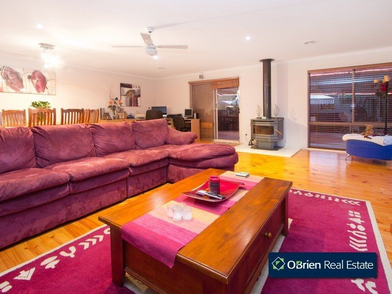 36 Ireland Avenue, Narre Warren VIC 3805