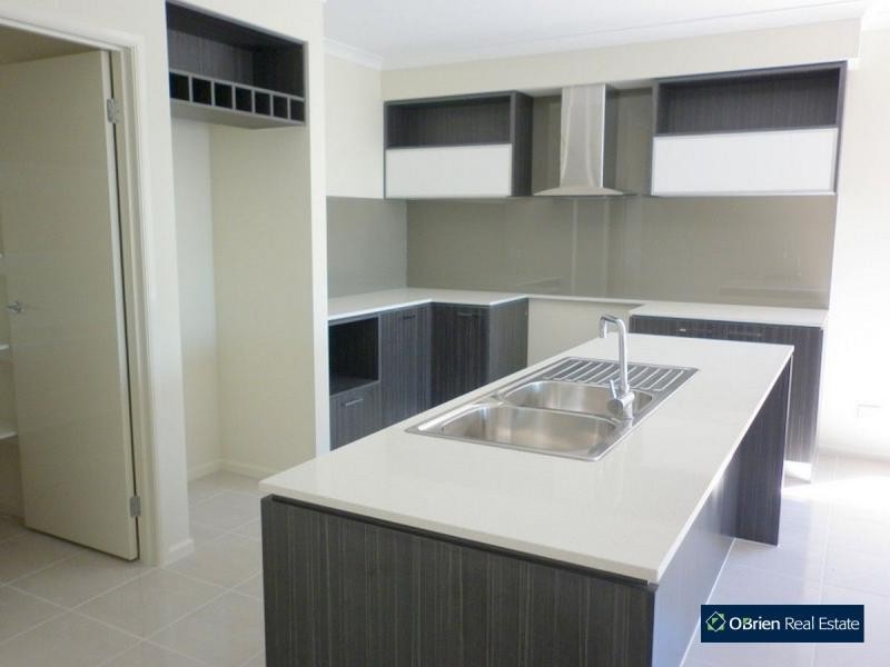 24 Franklin Way, Officer VIC 3809