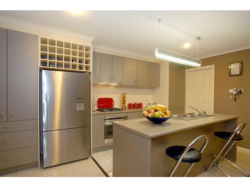 9 Hunt Club Road, Narre Warren South VIC 3805