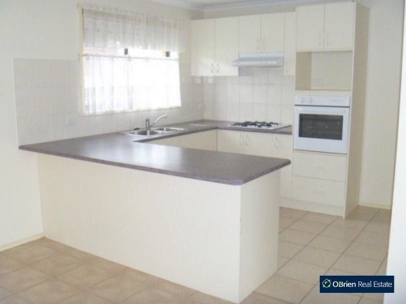 25 Homestead Road, Berwick VIC 3806