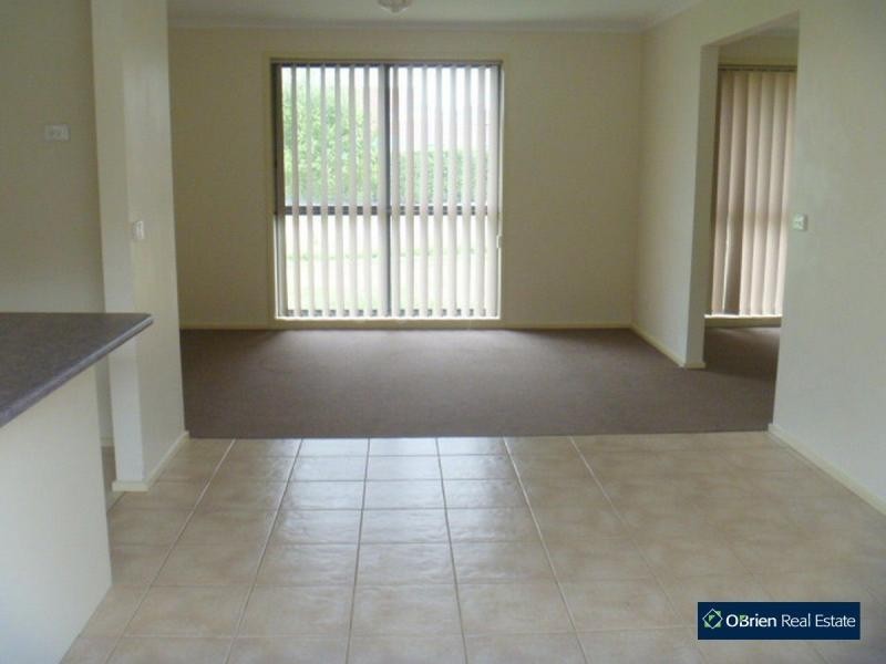 25 Homestead Road, Berwick VIC 3806