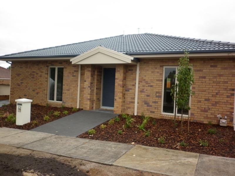 27A Sweeney Drive, Narre Warren VIC 3805