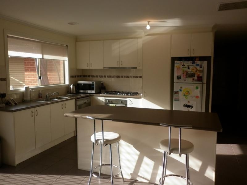 2 Marija Crescent, Berwick VIC 3806