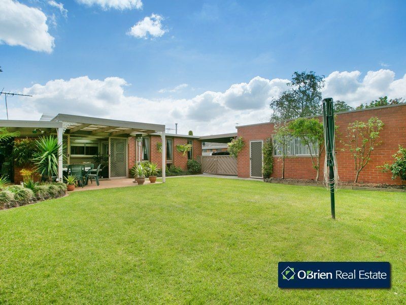 25 Evan Street, Berwick VIC 3806