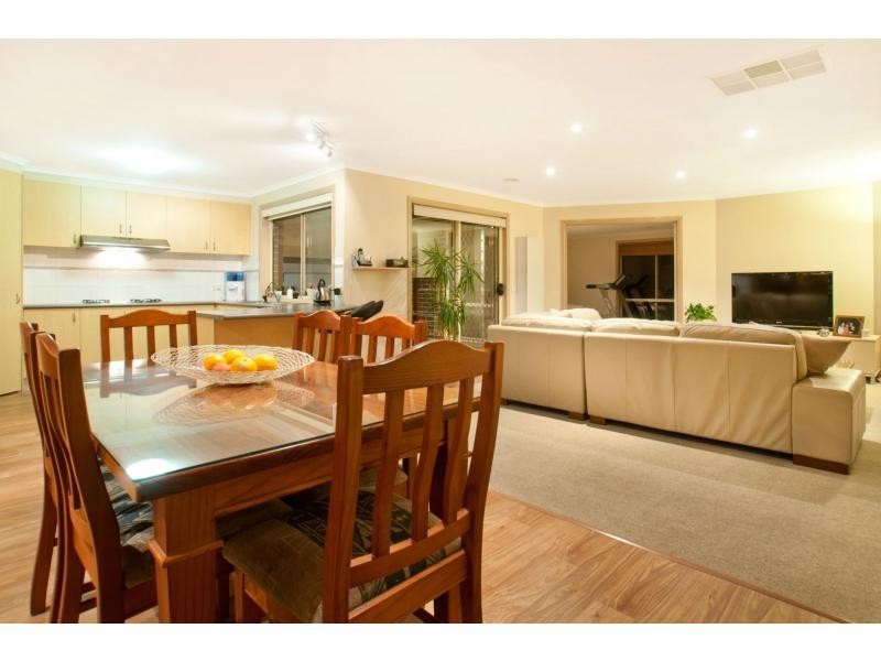 7 Balanka Court, Berwick VIC 3806