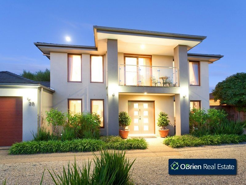 28 Ellen Road, Narre Warren South VIC 3805