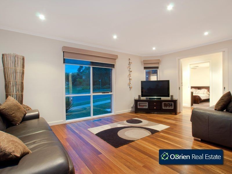 74 Quarry Hills Drive, Berwick VIC 3806