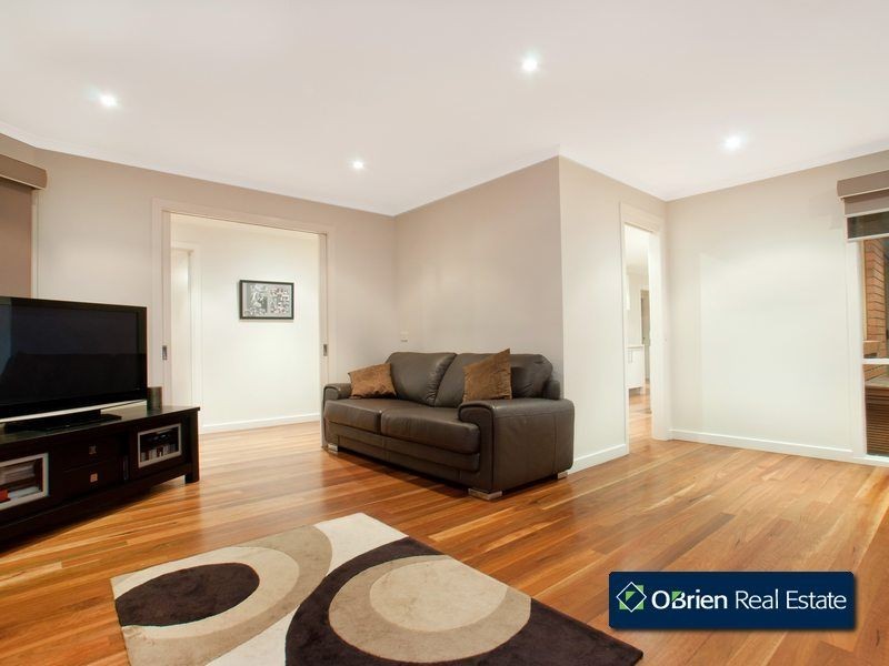 74 Quarry Hills Drive, Berwick VIC 3806