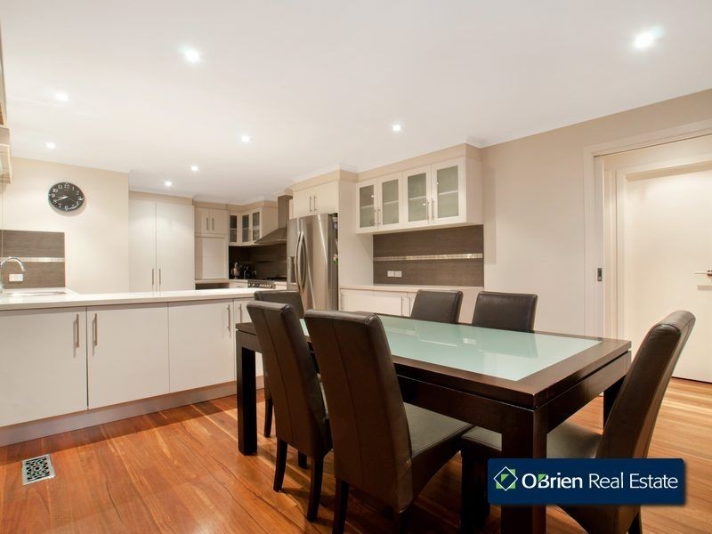 74 Quarry Hills Drive, Berwick VIC 3806