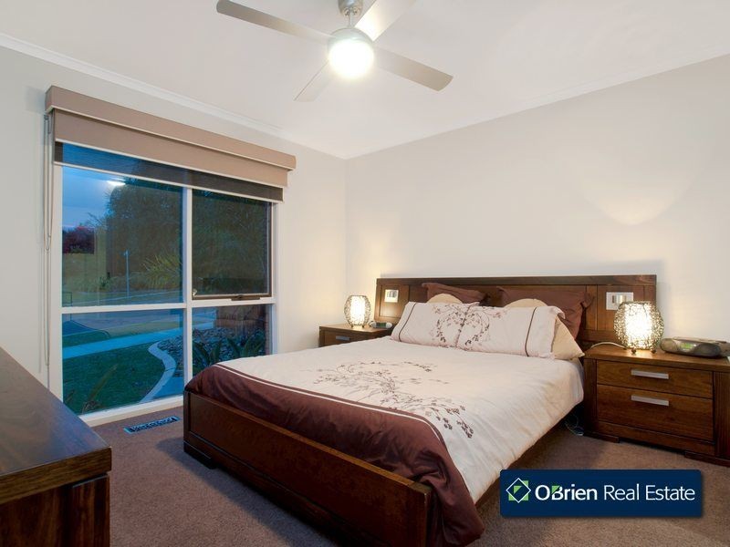 74 Quarry Hills Drive, Berwick VIC 3806